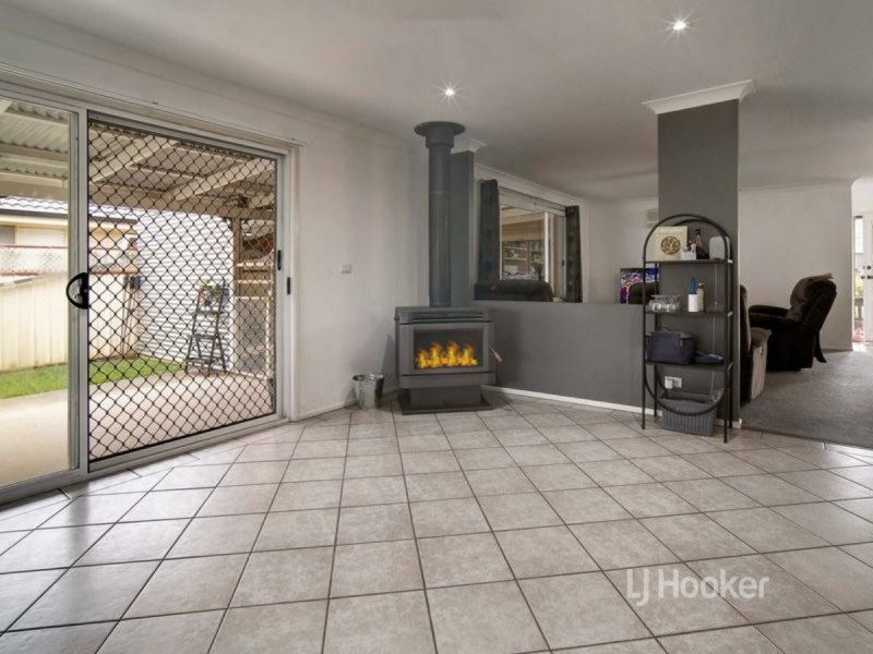 6 Nadine Street, Sanctuary Point NSW 2540