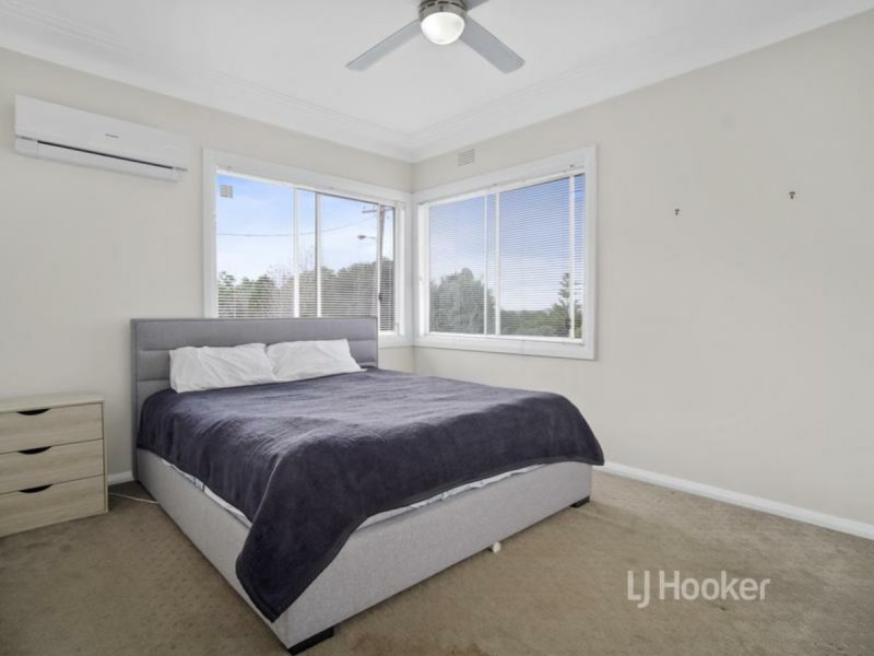 43 Mulgen Crescent, Bomaderry NSW 2541