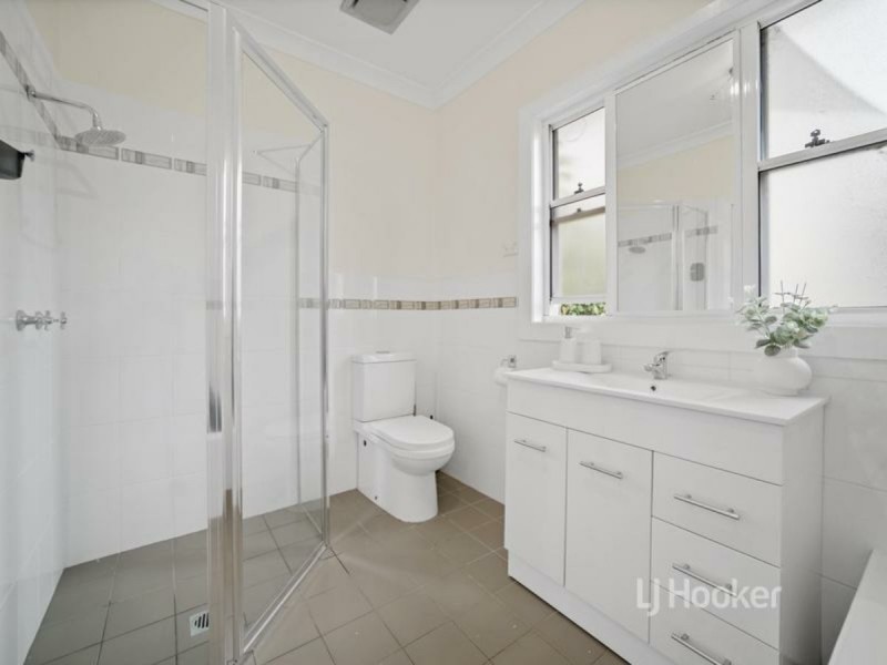 43 Mulgen Crescent, Bomaderry NSW 2541