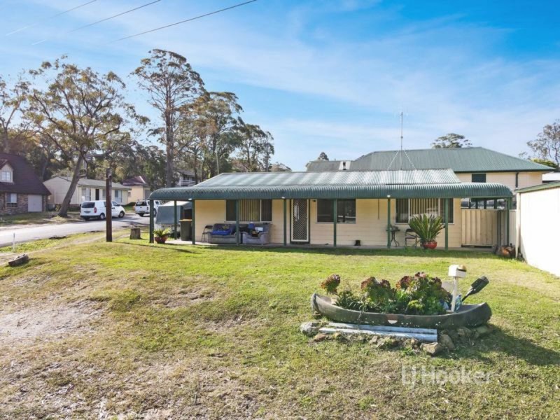 1 Watersedge Avenue, Basin View NSW 2540