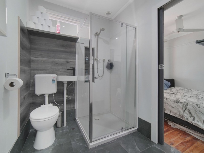 9 Knapp Avenue, Nowra NSW 2541