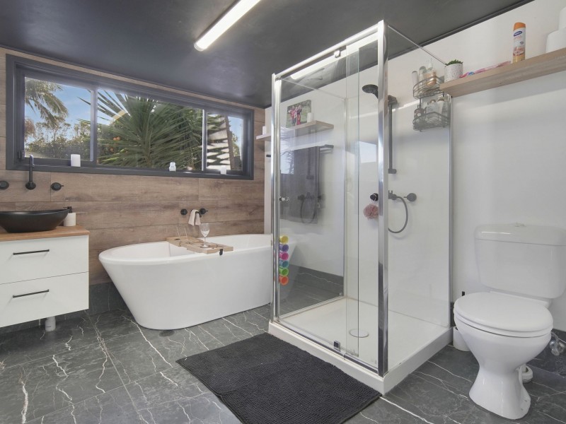 9 Knapp Avenue, Nowra NSW 2541