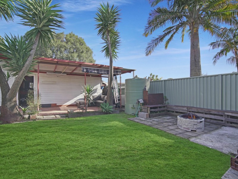 9 Knapp Avenue, Nowra NSW 2541