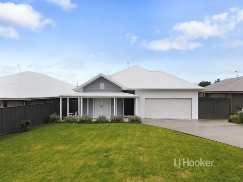 7 Windsail Lane, Vincentia NSW 2540