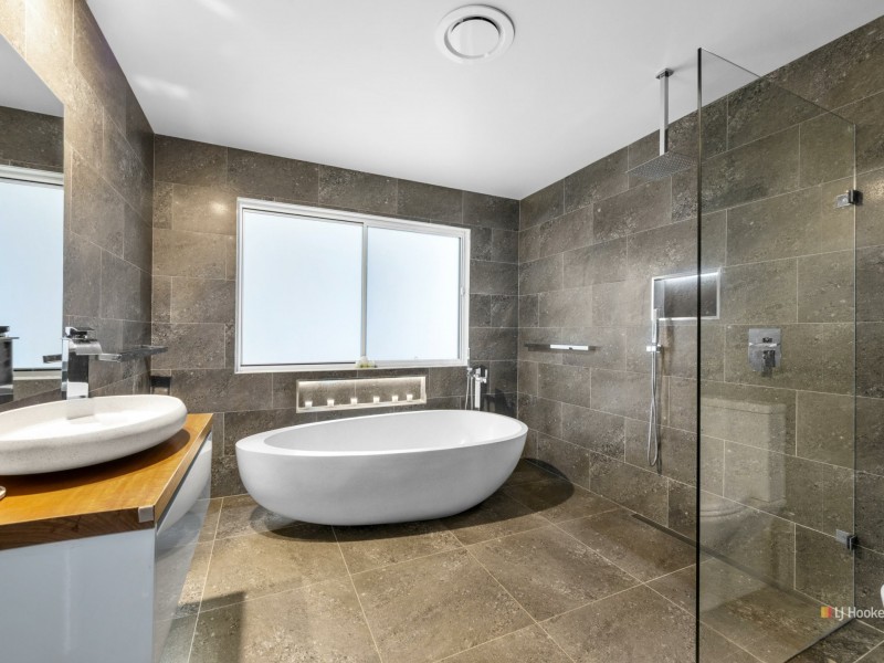 105 Basin View Parade, Basin View NSW 2540