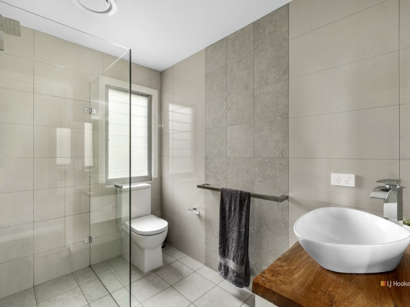 105 Basin View Parade, Basin View NSW 2540