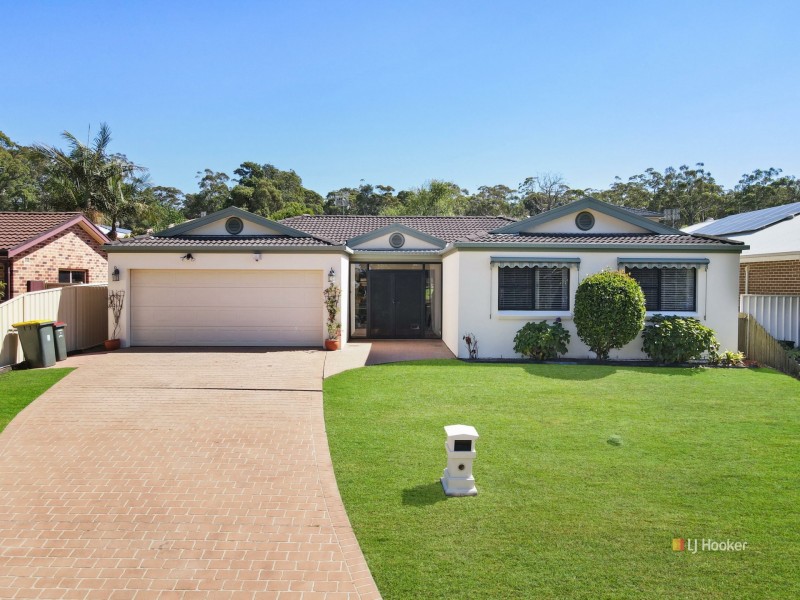 9 Durnford Place, St Georges Basin NSW 2540