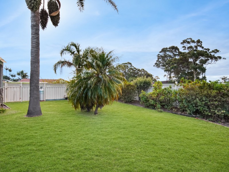 34 Cammaray Drive, St Georges Basin NSW 2540