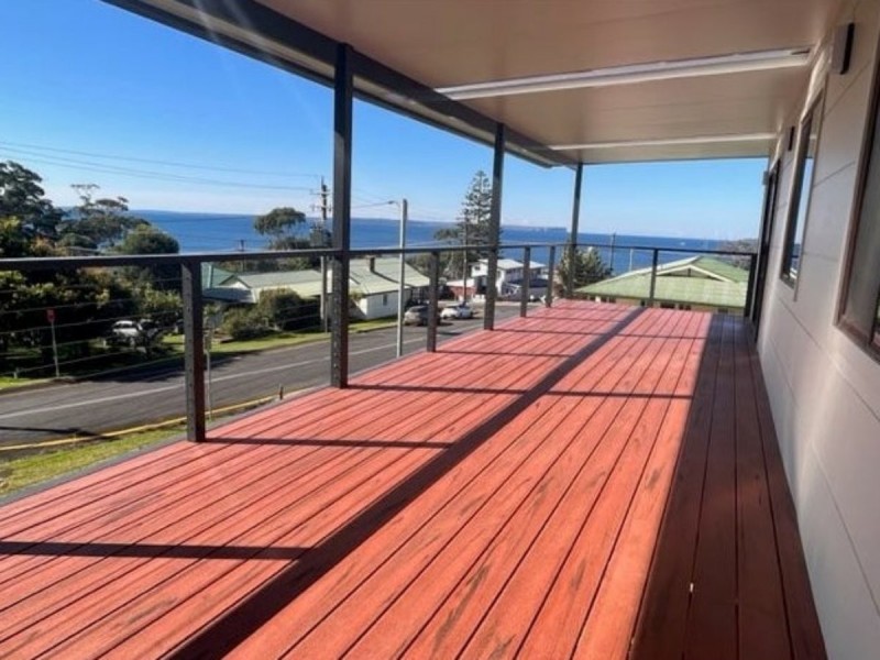 4 Booderee Avenue, Hyams Beach NSW 2540