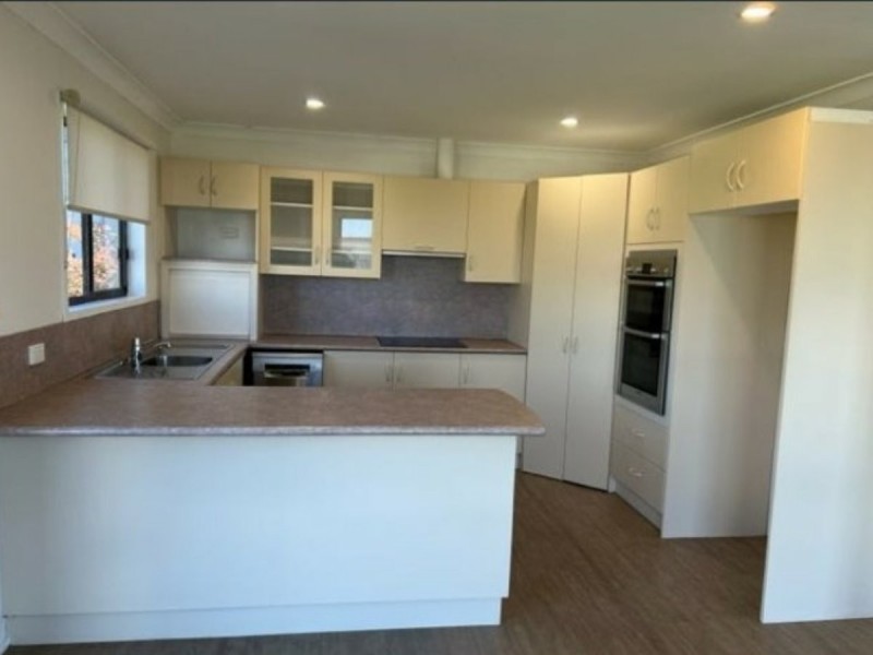 4 Booderee Avenue, Hyams Beach NSW 2540