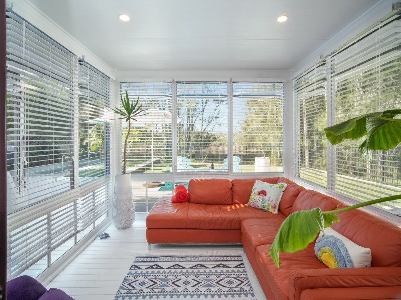 10 Sunnyside Avenue, Woollamia NSW 2540