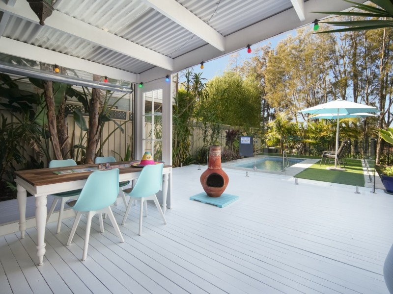 10 Sunnyside Avenue, Woollamia NSW 2540