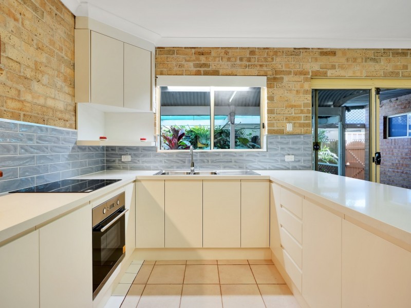 27 Waratah Crescent, Sanctuary Point NSW 2540