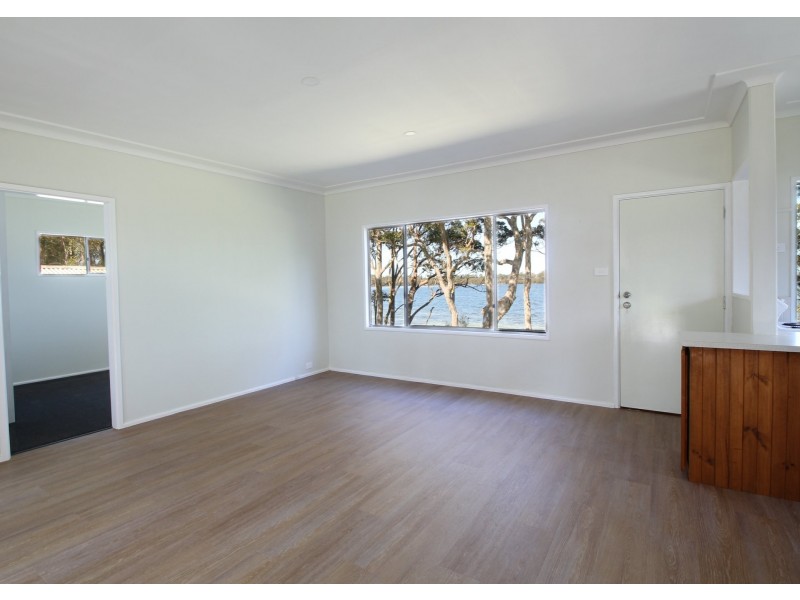 11 Walmer Avenue, Sanctuary Point NSW 2540