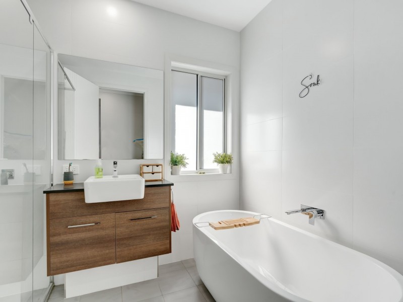 28 Mountain Street, Sanctuary Point NSW 2540