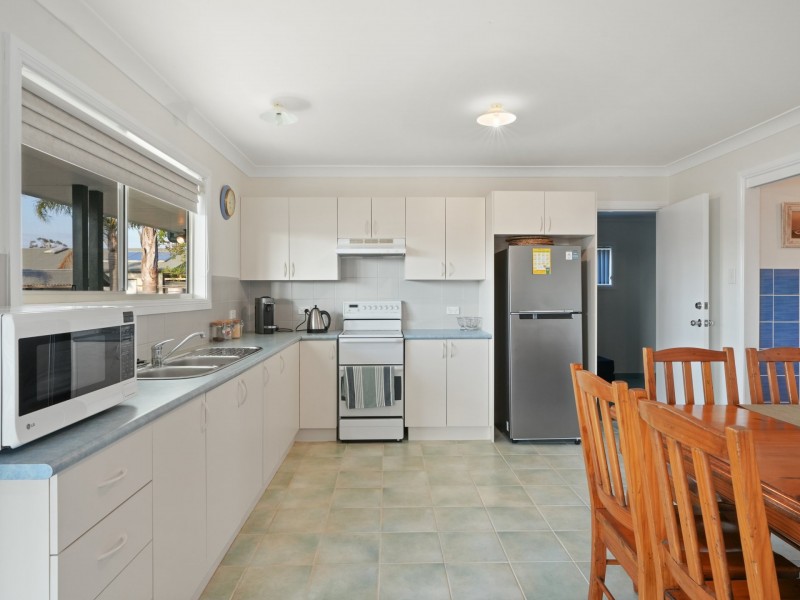 72 Leumeah Street, Sanctuary Point NSW 2540