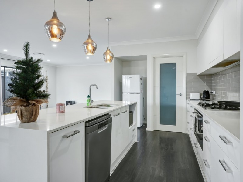 31 Windsail Lane, Vincentia NSW 2540
