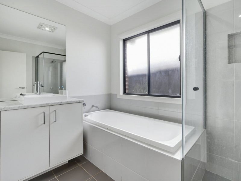 31 Windsail Lane, Vincentia NSW 2540