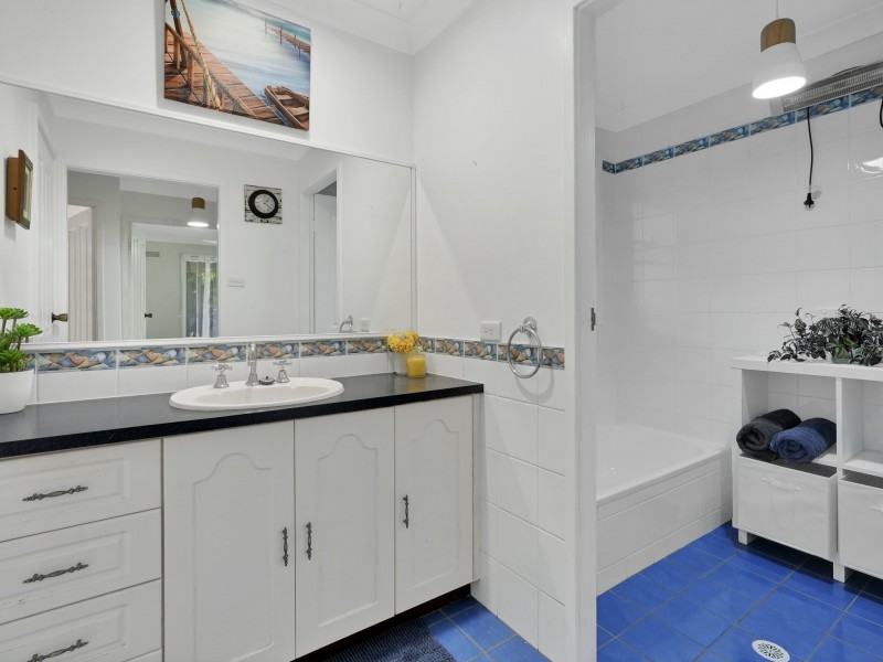 190 Macleans Point Road, Sanctuary Point NSW 2540