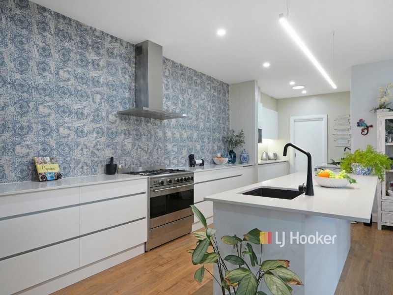 17 Nadine Street, Sanctuary Point NSW 2540