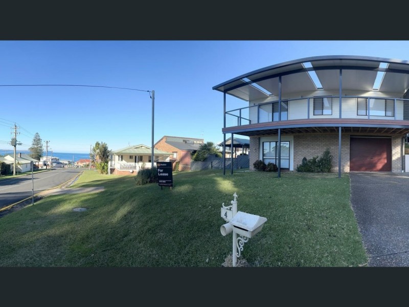 4 Booderee Avenue, Hyams Beach NSW 2540