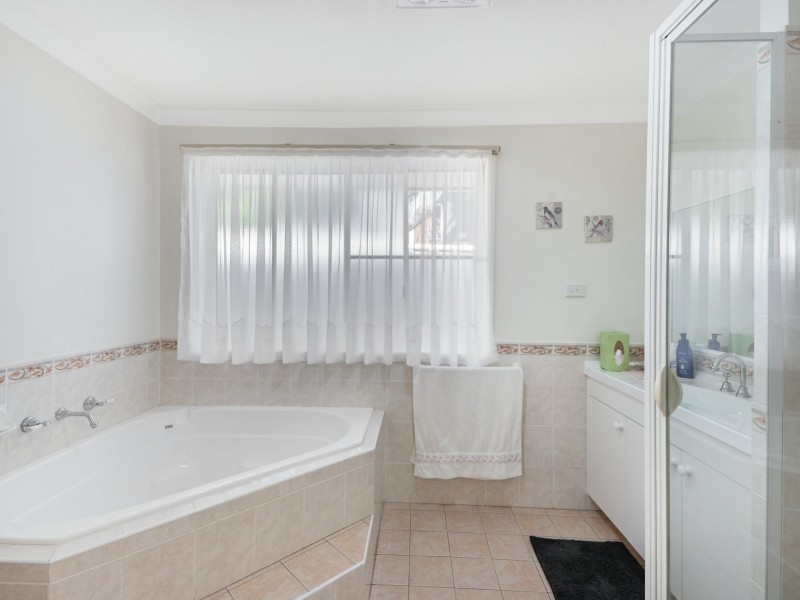 199 Macleans Point Road, Sanctuary Point NSW 2540