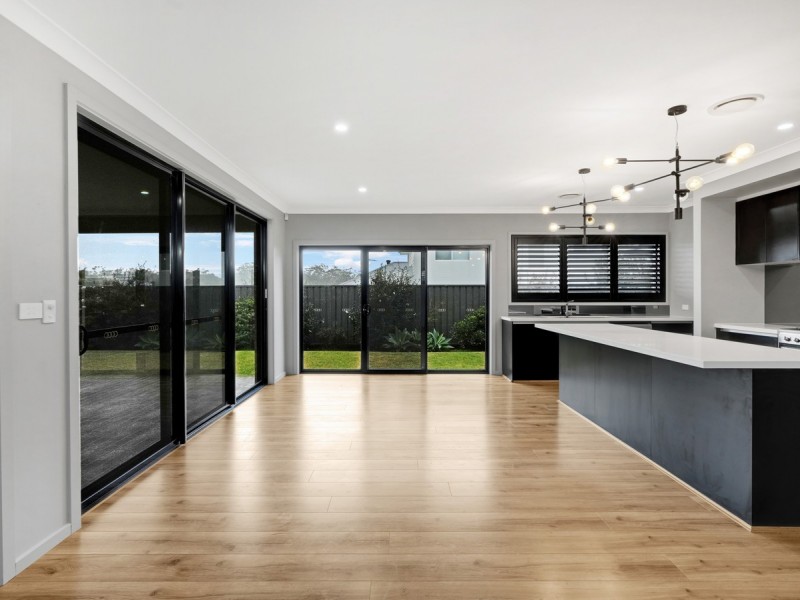 45 Summercloud Crescent, Vincentia NSW 2540