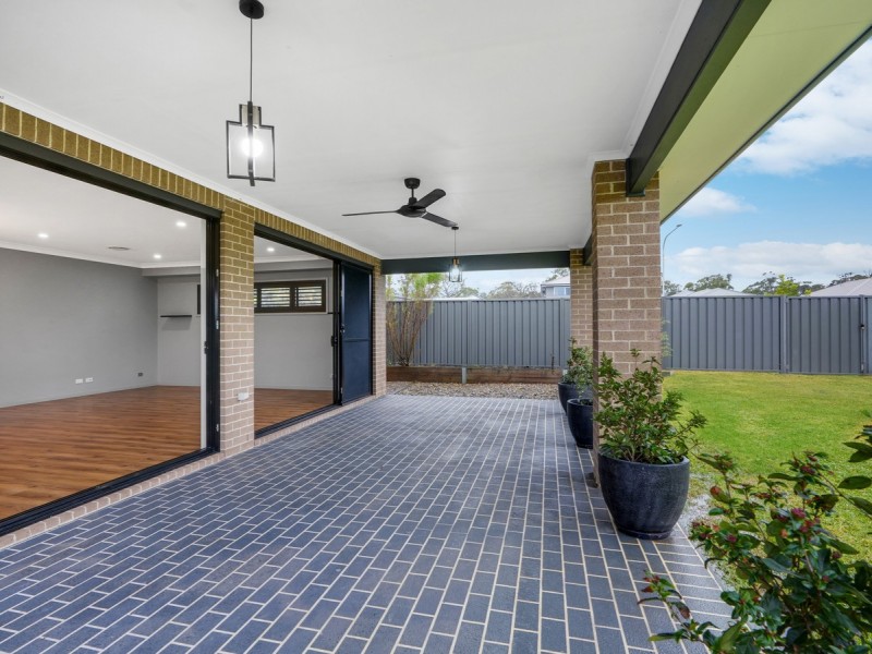 45 Summercloud Crescent, Vincentia NSW 2540