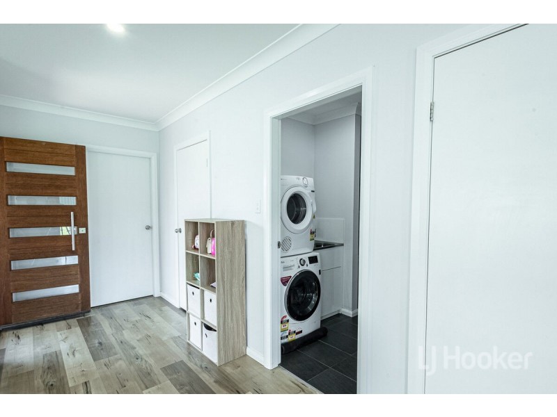 19 Hewitt Avenue, St Georges Basin NSW 2540
