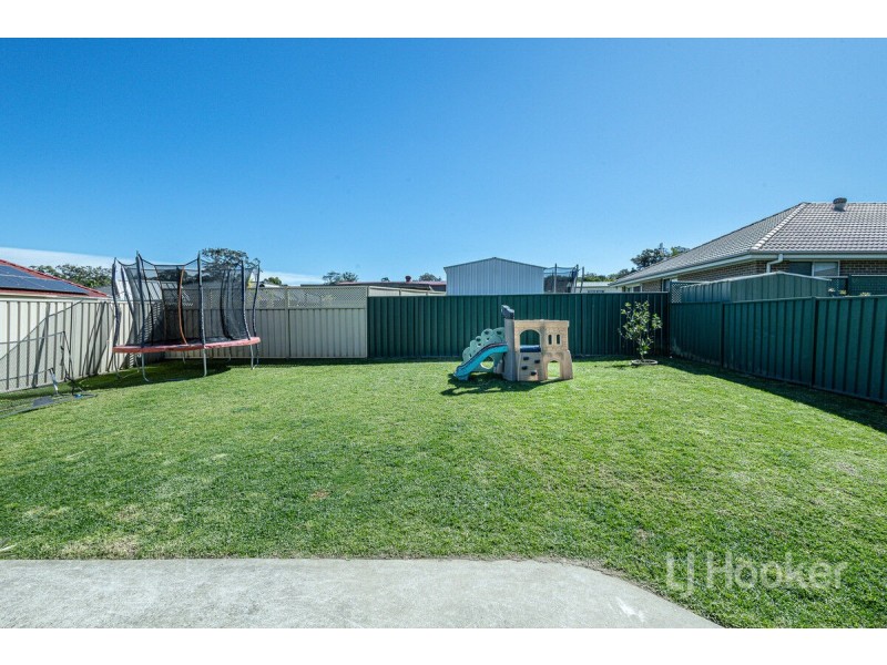19 Hewitt Avenue, St Georges Basin NSW 2540