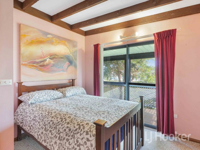 9 Dorothy Avenue, Basin View NSW 2540