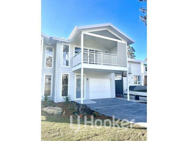9A Lachlan Crescent, St Georges Basin NSW 2540