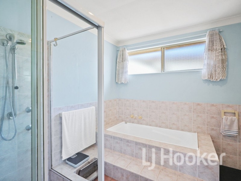 4 Avro Avenue, Sanctuary Point NSW 2540