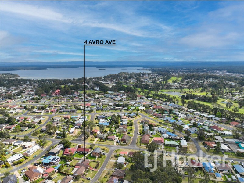 4 Avro Avenue, Sanctuary Point NSW 2540