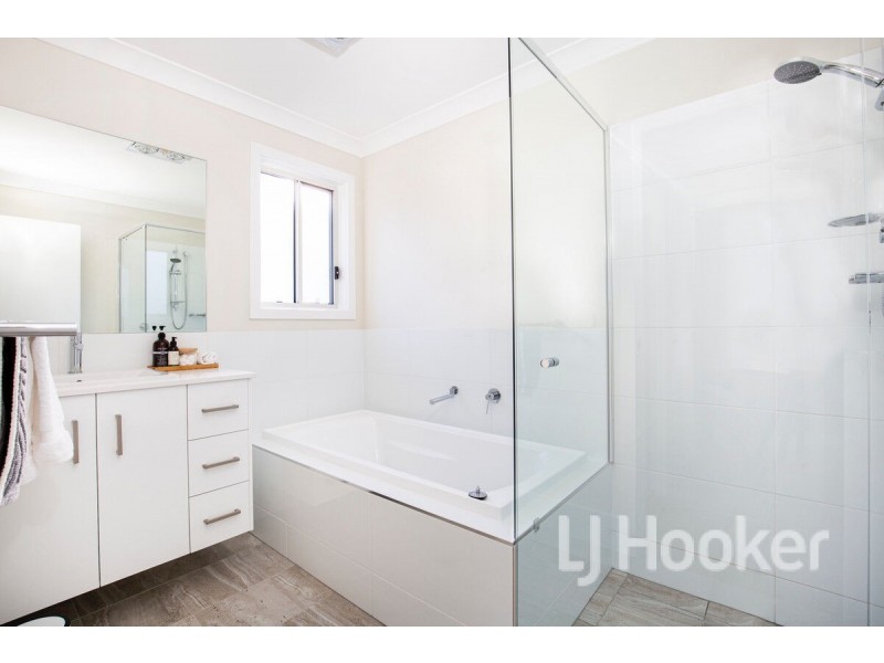 18A Loralyn Avenue, St Georges Basin NSW 2540