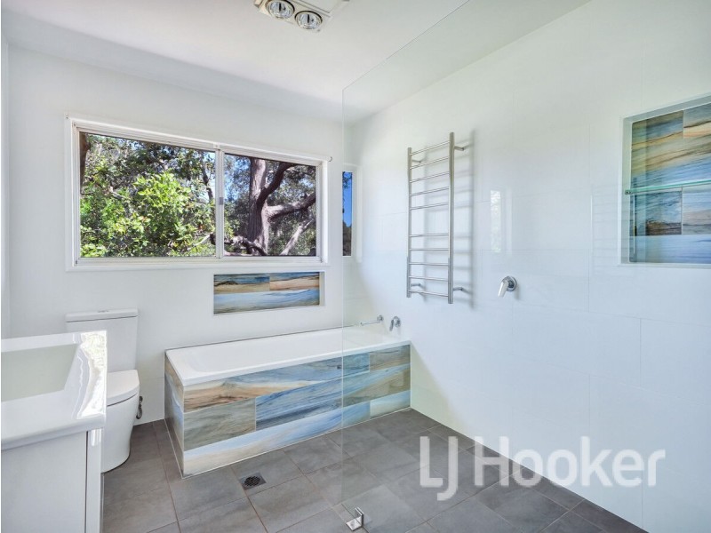 40 Roberts Street, Old Erowal Bay NSW 2540