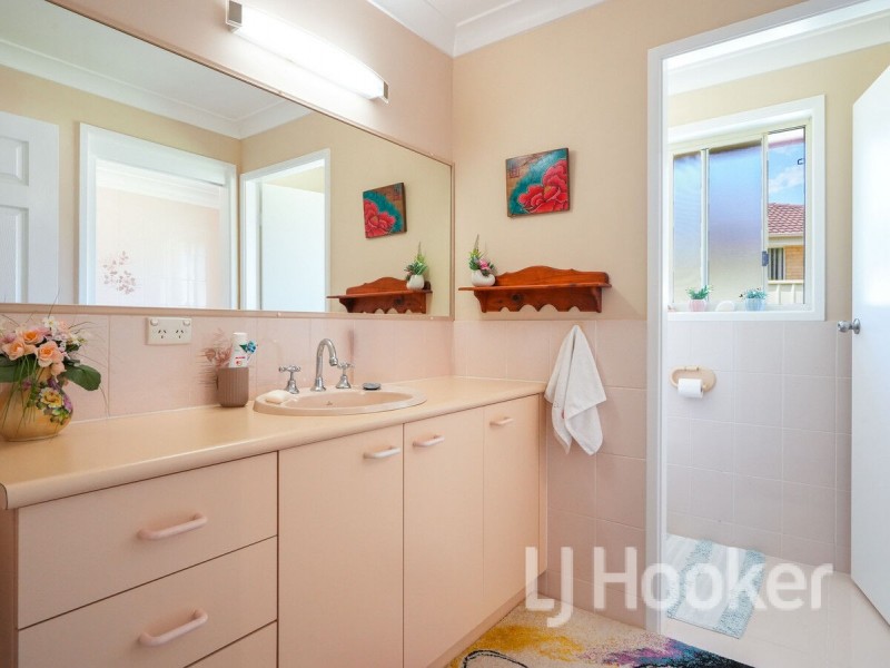 6 Wahroonga Close, St Georges Basin NSW 2540