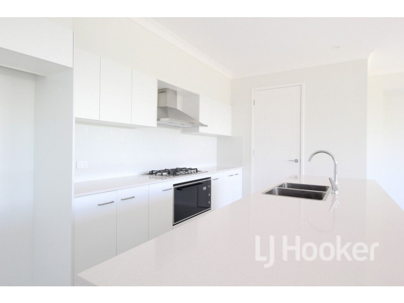 21 Seagrass Avenue, Vincentia NSW 2540