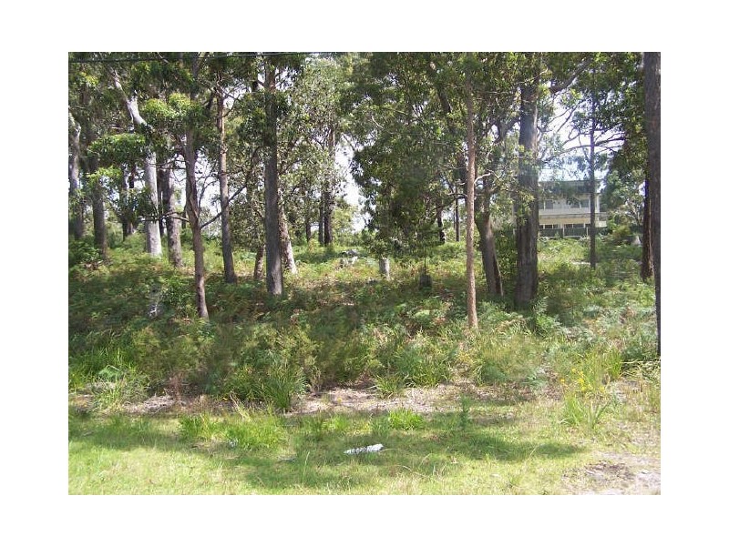 28 Frederick St, Sanctuary Point NSW 2540