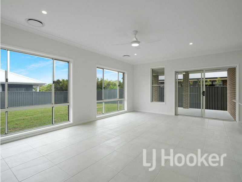 21 Seagrass Avenue, Vincentia NSW 2540