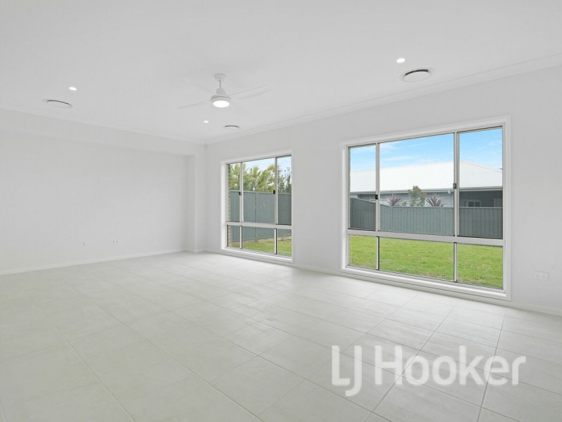 21 Seagrass Avenue, Vincentia NSW 2540
