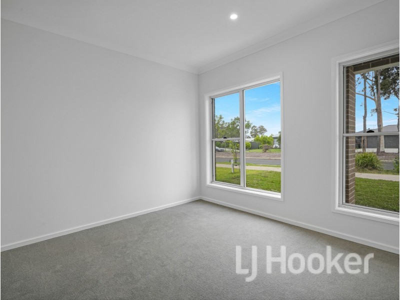 21 Seagrass Avenue, Vincentia NSW 2540