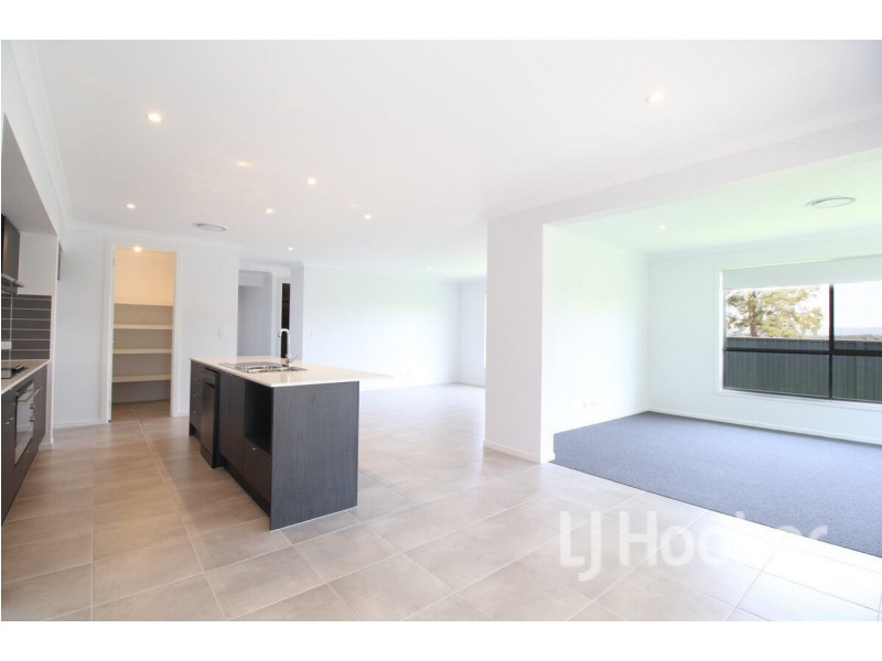 19 Patrina Circuit, St Georges Basin NSW 2540