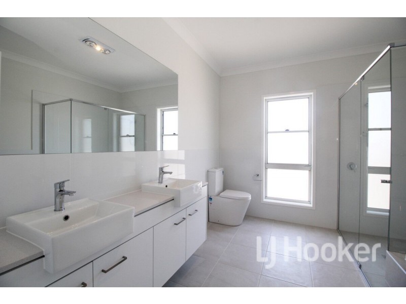 21 Seagrass Avenue, Vincentia NSW 2540