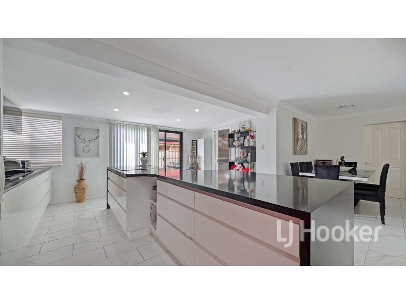 33 Mustang Drive, Sanctuary Point NSW 2540