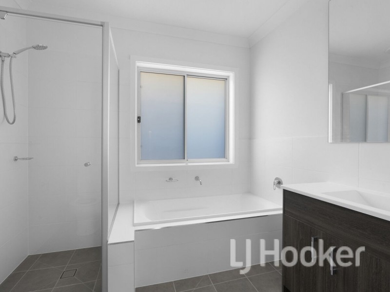 160b Larmer Avenue, Sanctuary Point NSW 2540