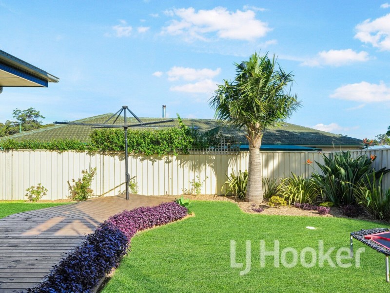 17 Turvey Crescent, St Georges Basin NSW 2540