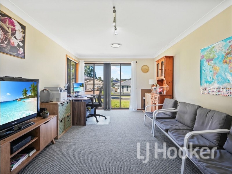 17 Turvey Crescent, St Georges Basin NSW 2540