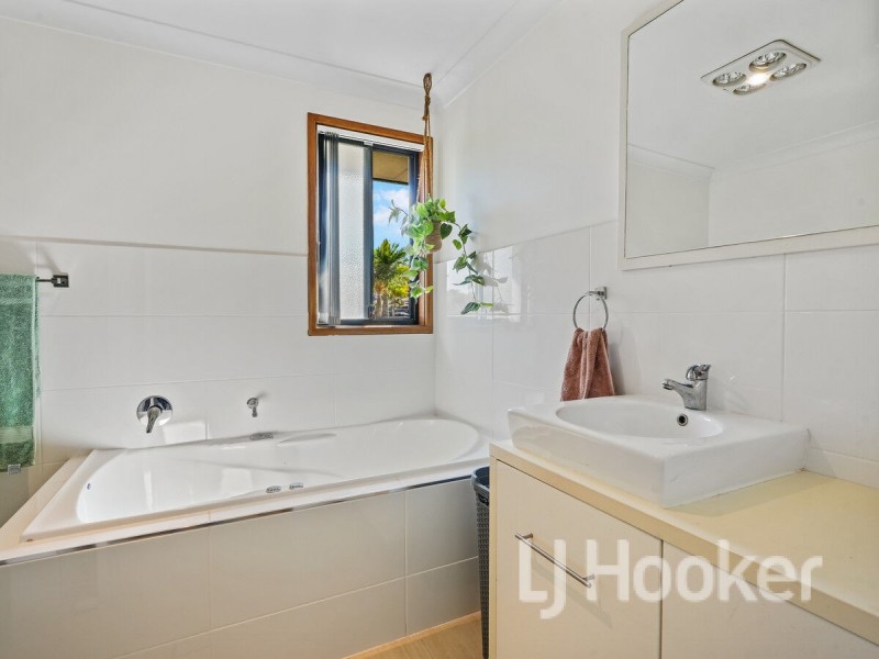 17 Turvey Crescent, St Georges Basin NSW 2540