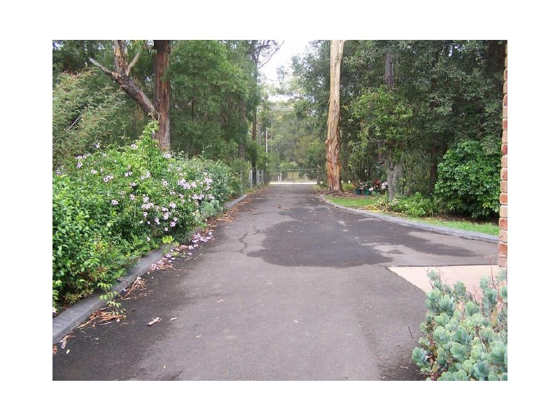 210 Island Pt Rd, St Georges Basin NSW 2540